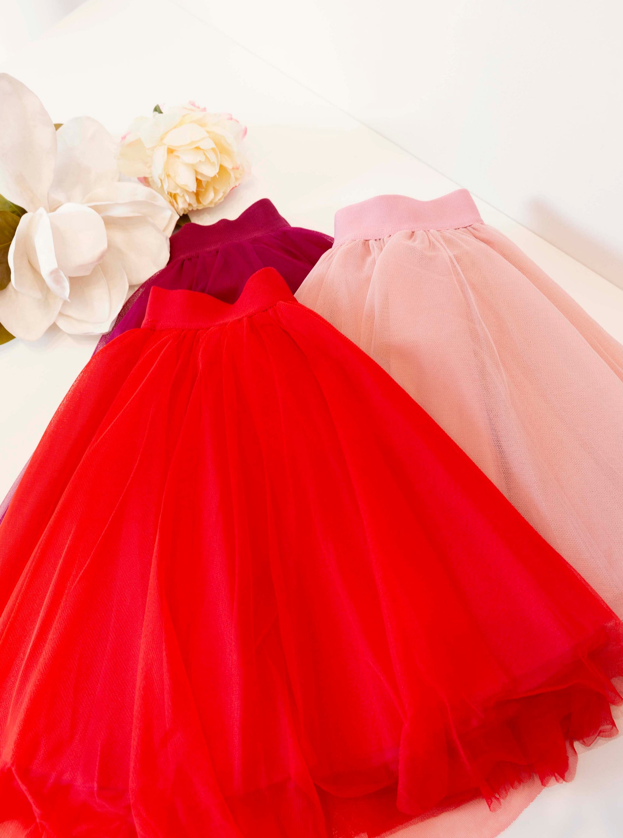 未使用 VIVIANO Asymmetric Tulle Skirt レッド 未使用 VIVIANO Asymmetric Tulle Skirt レッド Asymmetric